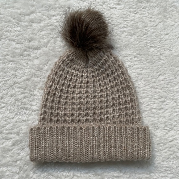 Banana Republic Accessories - NWOT BANANA REPUBLIC Beanie with Pom Pom